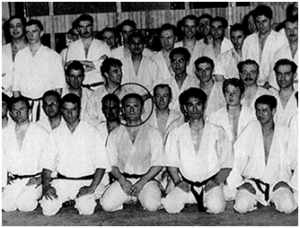 Clase de Karate de Hanshi Plée en 1957